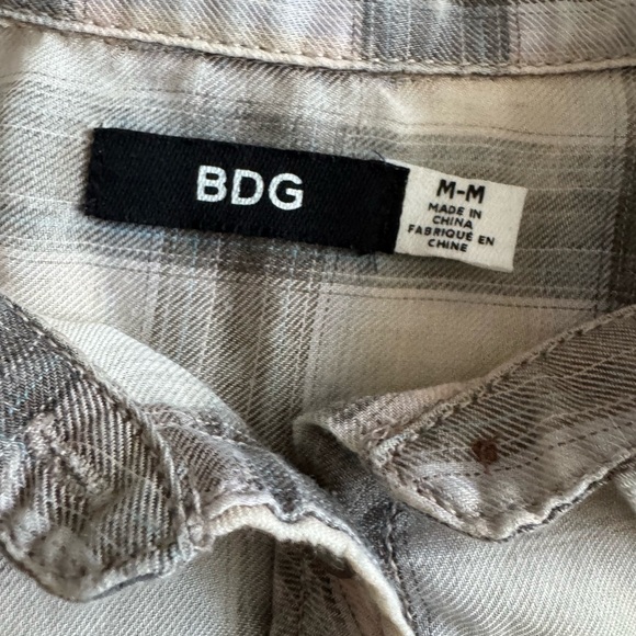 BDG Gray Plaid Collared Shirt - Picture 1 of 2